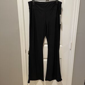 No Boundaries Black Pants Women’s Size XL 16/18 stretch leggings NEW